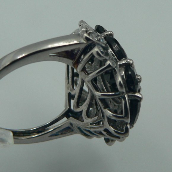 Sz 5 Genuine Thai Black Spinel  & White Topaz Ring NWOT - Picture 4 of 5